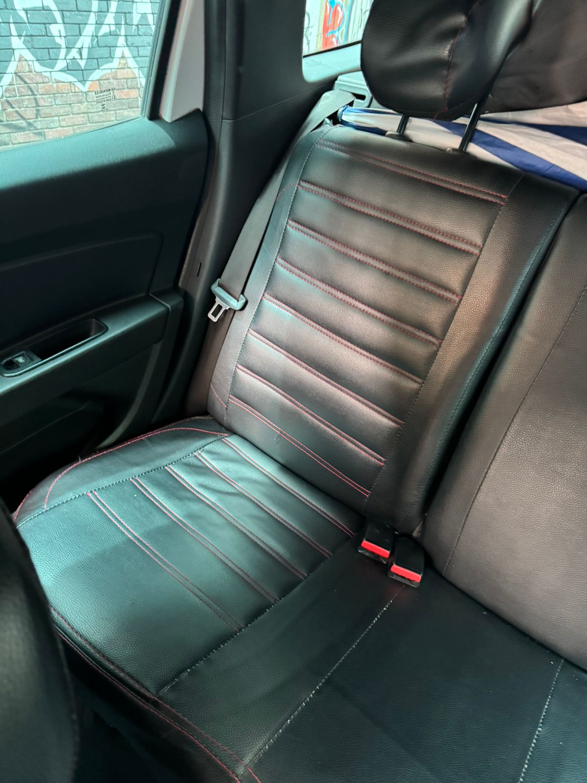 RENAULT DUSTER 4X4 - Image 4