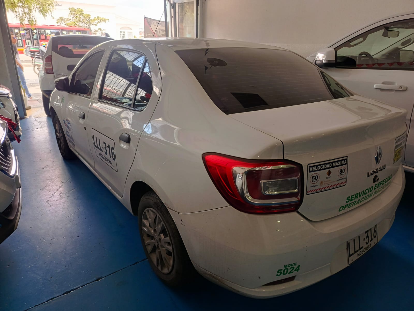 RENAULT LOGAN - Image 4