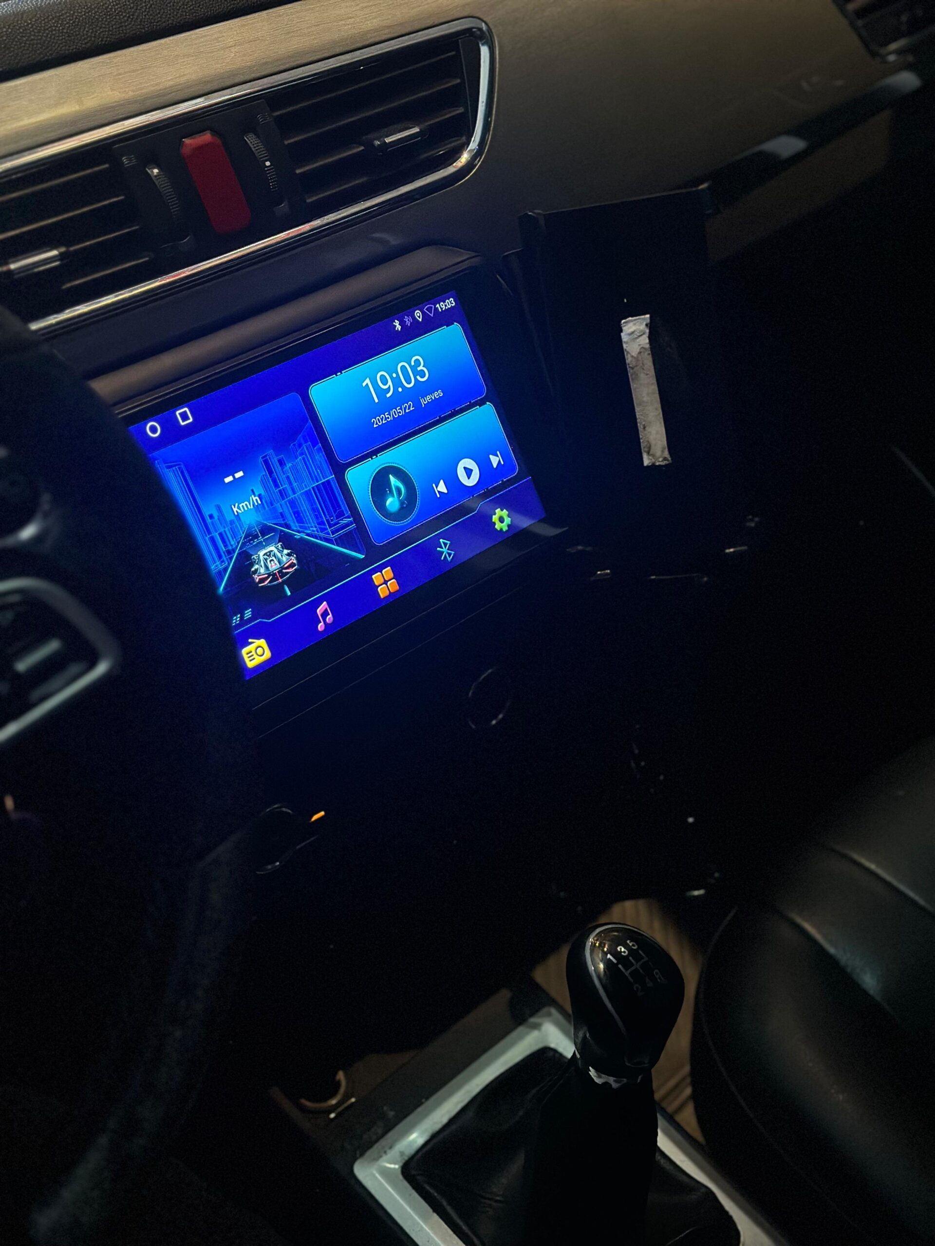 JAC S2 - Image 5