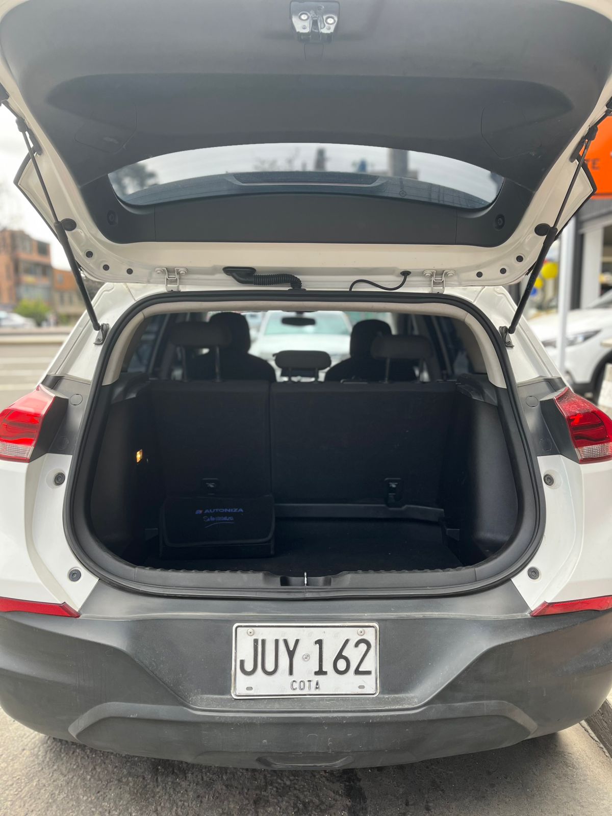 CHEVROLET TRACKER - Image 2