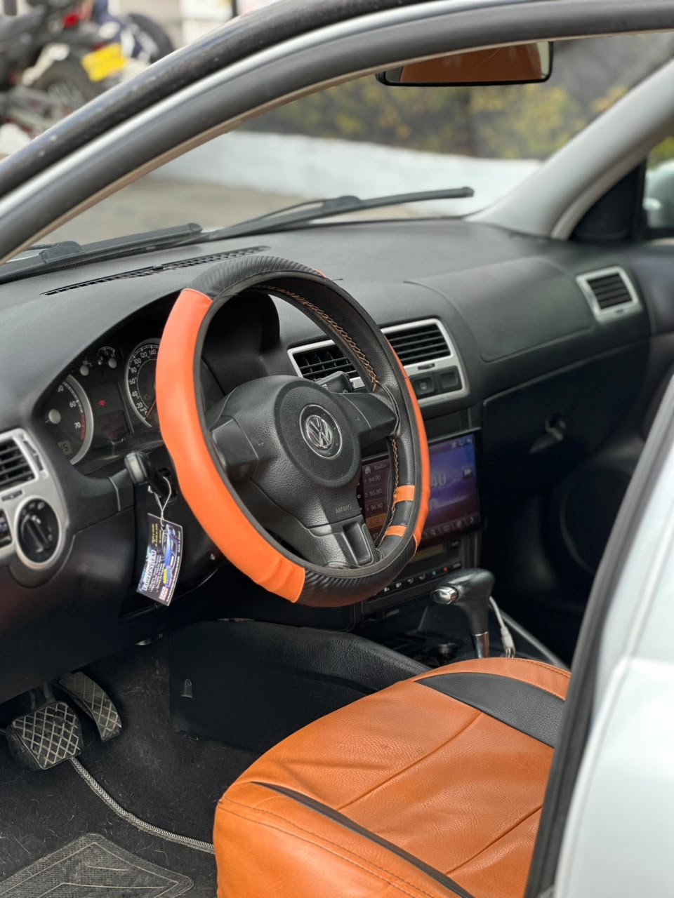 Volkswagen Jetta 2011 - Image 7