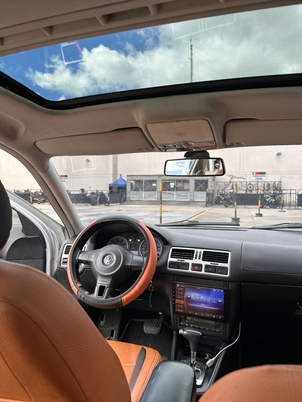 Volkswagen Jetta 2011 - Image 6